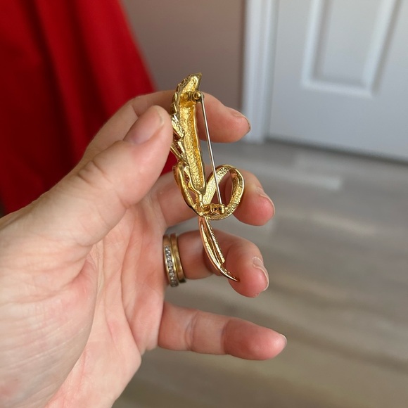 4/$100 vintage BUTLER Elegant Gold and Silver Women's Jewelry Piece 🥳 - Picture 7 of 8